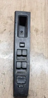 Mazda 5 Front door interior handle trim CC64684L6D02 6030217