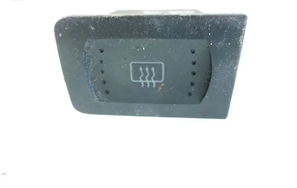 Volkswagen Golf IV Windscreen/window heater switch 1J0959621C