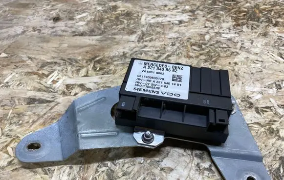 Mercedes-Benz CL C216 Fuel injection pump control unit/module A2215408662