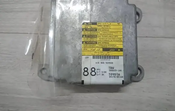 Toyota Avensis T250 Airbag control unit/module 8917005160 208623106