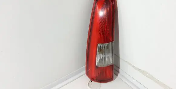Volvo V70 Rear/tail lights 9154493