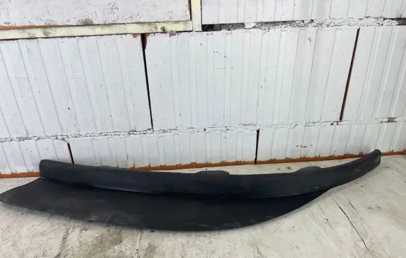 Opel Astra J Front bumper lip 13264407