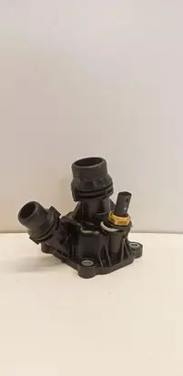 Volvo XC40 Thermostat housing 32263962