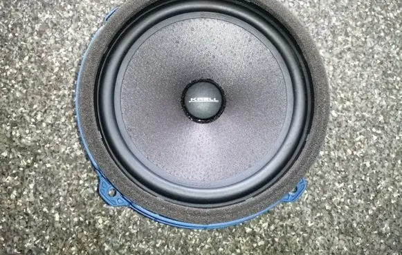 Hyundai Santa Fe Front door speaker 96330S1100