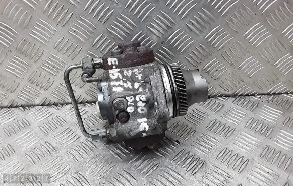 Fuel injection high pressure pump