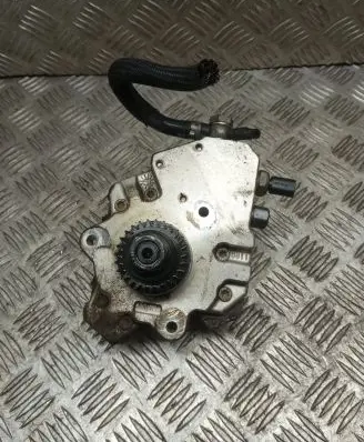 Mitsubishi Colt Fuel injection high pressure pump 0445010120 A6400700701