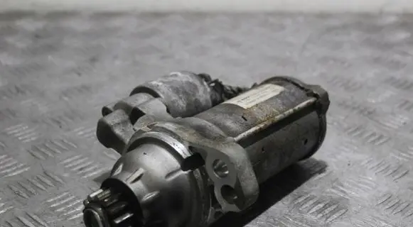 Skoda Fabia Mk3 (NJ) Starter motor 02M911024