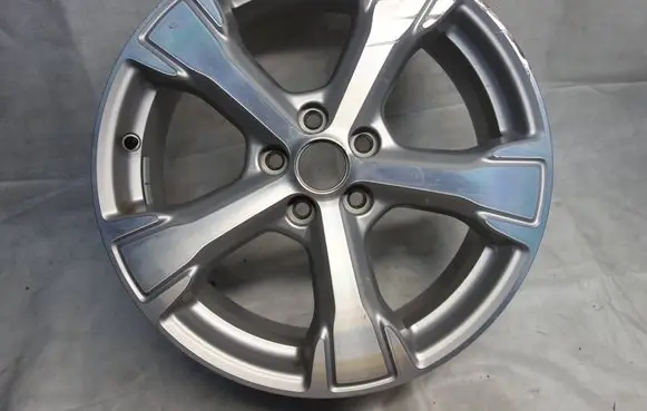 Ford Kuga II R18 alloy rim 03L4984A C5G10070EA