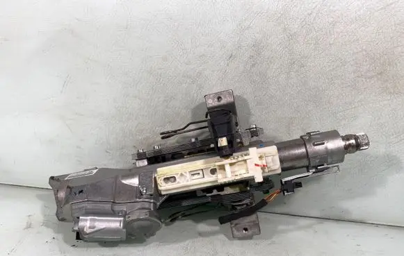 Mercedes-Benz E W211 Steering wheel axle A2114604116