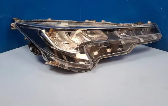 Toyota Corolla E210 E21 Headlight/headlamp 8111002S60 90119224