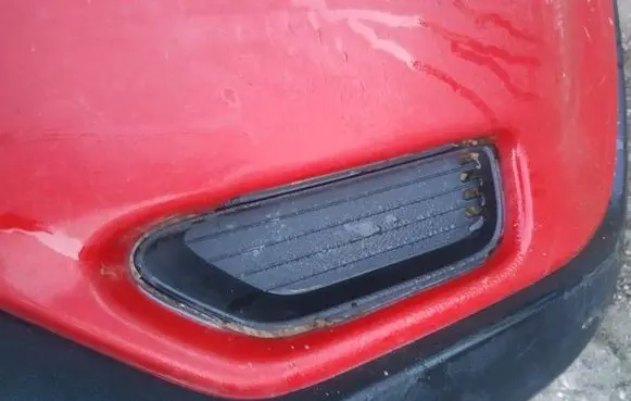Honda CR-V Front bumper lower grill
