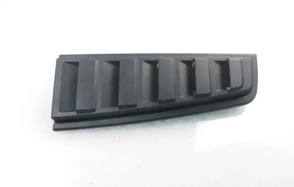 Hummer H2 Rear/tail light trim molding 15206329