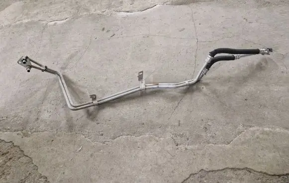 Ford Mustang VI Gearbox oil cooler pipe/hose 