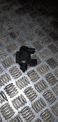 Audi A4 S4 B6 8E 8H Turbo solenoid valve 059906629A