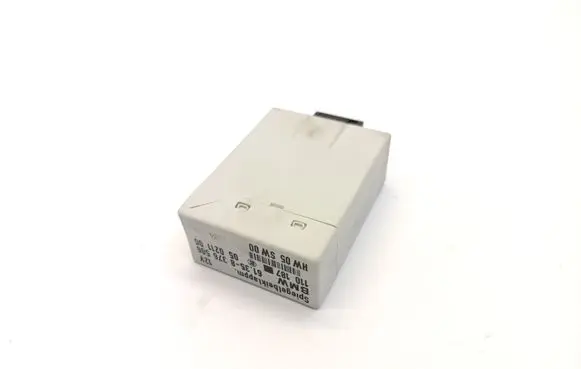 BMW 3 E46 Wing mirror control module 8376506 61358376506
