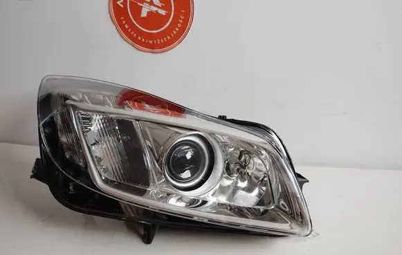 Opel Insignia A Headlight/headlamp 13226793 30042009