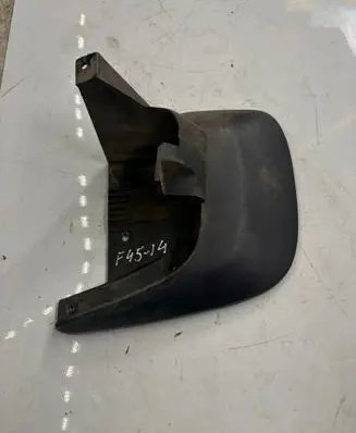 Mitsubishi L200 Front mudguard 5370A509