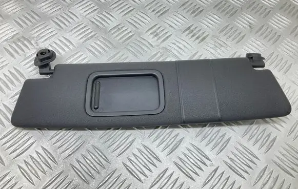 Sun visor