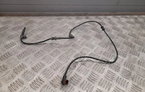 Mercedes-Benz GL X166 ABS brake wheel speed sensor A1669052601