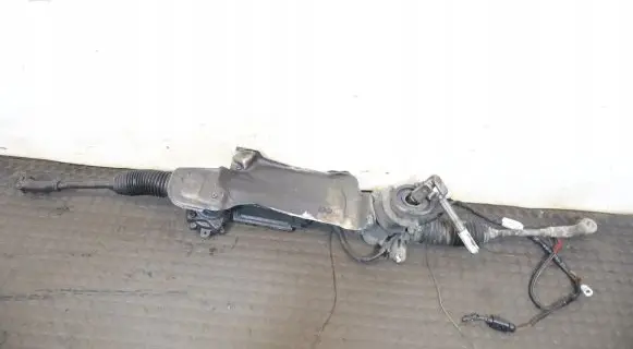 Volkswagen Golf VI Steering rack