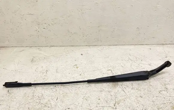 Volvo V70 Front wiper blade arm 30655615