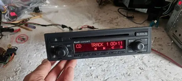 Audi A6 S6 C5 4B Radio/CD/DVD/GPS head unit 4B0035186G CONCERT 4B0035186