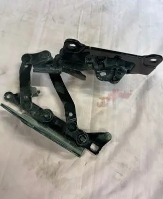 Mercedes-Benz SL R231 Engine bonnet/hood hinges A2318800228 R11512 B11512