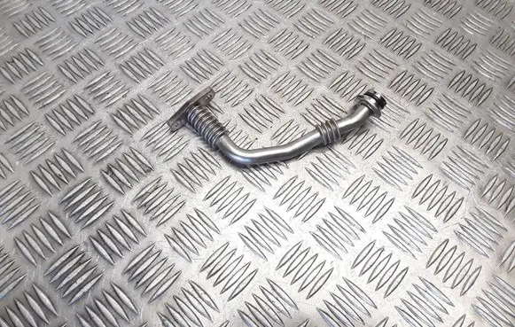 Skoda Octavia Mk3 (5E) EGR valve line/pipe/hose 04L145736E