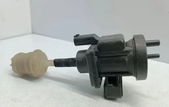 Mercedes-Benz S W220 Turbo solenoid valve A0005450427 0005450427 A0005450527
