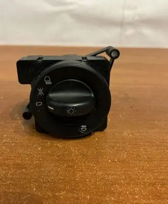 Mercedes-Benz E W212 Light switch A9065450104 D363