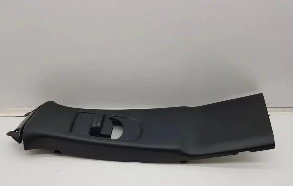 Infiniti Q30 (B) pillar trim (top) A1666900725 A047563 09200699761