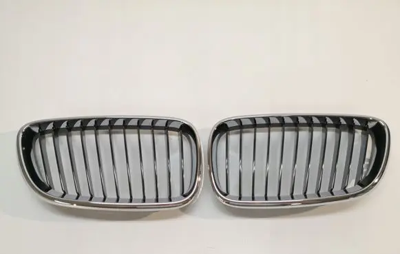 BMW 2 F22 F23 Front bumper upper radiator grill 7295522