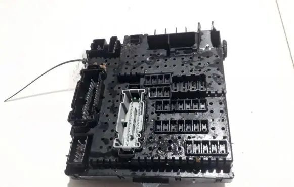 Volvo S60 Fuse box set 12217789 8688264