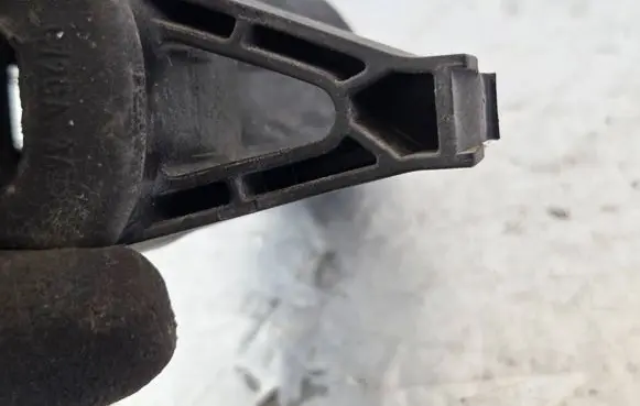 Ford Transit - Tourneo Connect Radiator mount bracket C72GA36