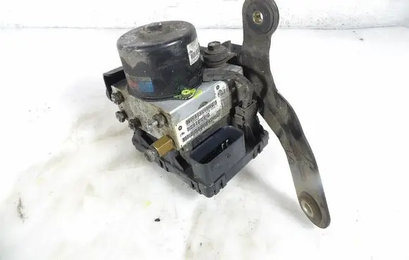 Jeep Grand Cherokee (WJ) ABS Pump P52128205AE