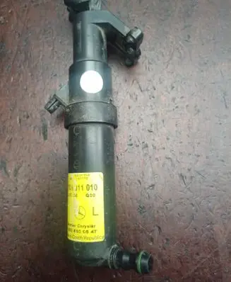 Mercedes-Benz C W203 Headlight washer spray nozzle 0308011010 A2038800547