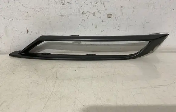 Seat Tarraco Front bumper splitter molding 5FJ853101