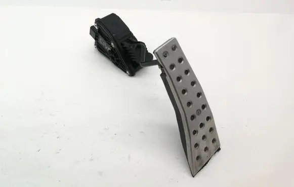 Honda Civic Accelerator throttle pedal RHDJM08B