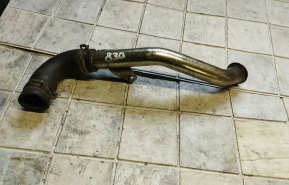 Volvo V50 Intercooler hose/pipe
