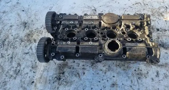 Renault Laguna I Engine head 1001005