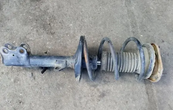 Toyota Corolla E120 E130 Front shock absorber/damper