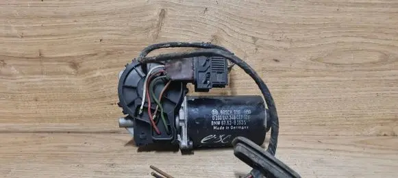 BMW 3 E36 Wiper motor 0390241349
