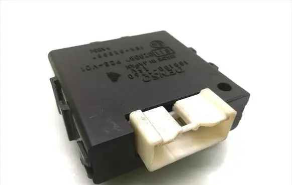 Toyota Avensis T220 Parking PDC control unit/module 188100-2260