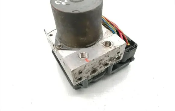 BMW X3 E83 ABS Pump 3414388 0265950318 3414389