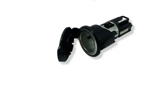 Volkswagen Golf VIII Cigarette lighter 