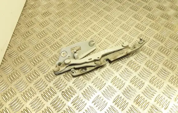 Audi A6 S6 C6 4F Tailgate/trunk/boot hinge 4F5827302