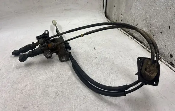 Mitsubishi Lancer X Gear shift cable linkage 