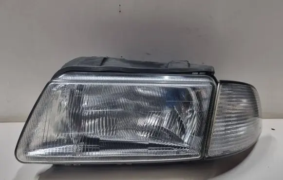 Audi A4 S4 B5 8D Headlight/headlamp 4411124L 04028553 201712
