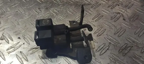 Mazda MX-3 Turbo solenoid valve k5t49099