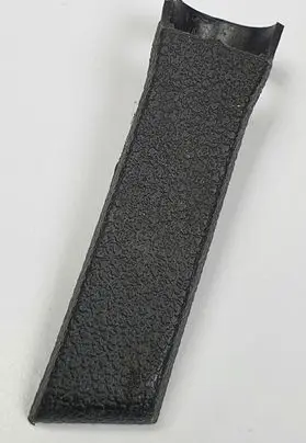 Porsche Cayenne (9PA) Rear seat rail trim cover 